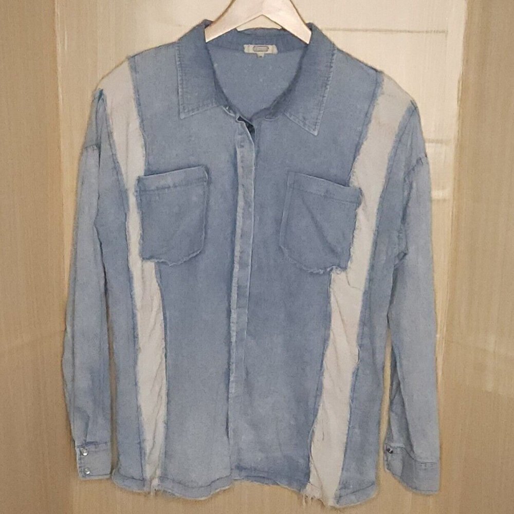 Gimmiks Boho Distressed Mixed Material Oversized Button Down Medium